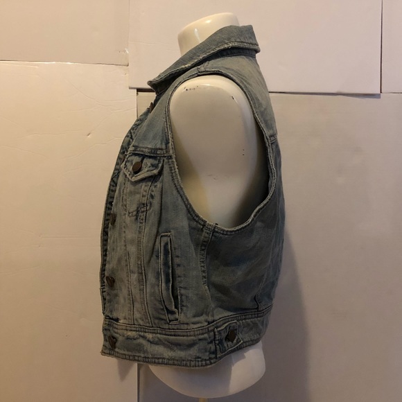 AE Jean Vest - Picture 2 of 5